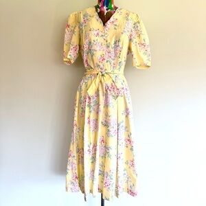 🐣VINTAGE LAURA ASHLEY Pale Yellow Garden Floral Cotton Midi Dress